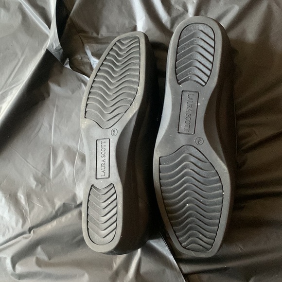 Black Loafers - Picture 4 of 5